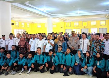 479 Peserta KKN Periode I IAIN Metro di Lepas Bupati Lamtim M Dawam Rahardjo