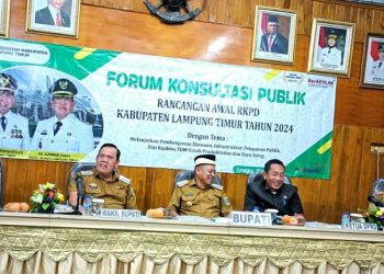 Bupati Lamtim, Dawam Rahardjo dan Wakil Bupati Lamtim Azwar Hadi menghadiri Forum Konsultasi Publik Dalam Rangka Penyusunan (RKPD) Lampung Timur Tahun 2023