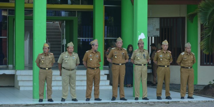 Kadis Kominfo Kabupaten Lampung Tengah DR.Chandata Puasati Pimpin Apel Mingguan