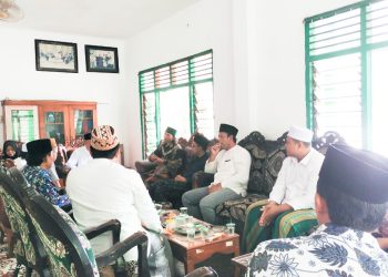 ROIS JATMAN PROVINSI LAMPUNG BERIKAN DUKUNGAN JELANG KONFERWIL PWNU LAMPUNG KE PUTRA ALM.K.H KHUSNAN
