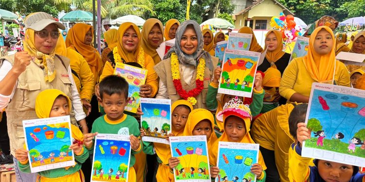 Camat Trimurjo Hadiri Lomba Mamamia Mewarnai Indonesia Karya Anak Bangsa Dalam Rangka Gebyar PAUD