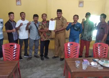 Rapat kesepakatan pemilihan rukun warga kelurahan Trimurjo diwarnai Intruksi oleh beberapa calon ketua Rukun Warga.