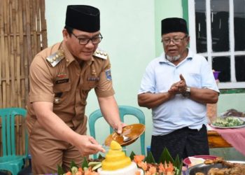 Wahdi Ucapkan Terimakasih Kepada Masyarakat Atas Pembangunan Masjid Nurul Iman