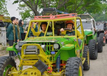 Wakil Wali Kota Metro Lepas Peserta Metro Bumi Sai Wawai Adventure Off-Road 2023