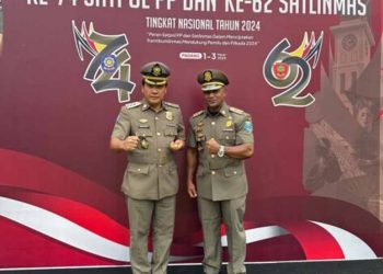 Wahdi Satu Dari Empat Wali Kota Diganjar Penghargaan “Karya Bhakti Sat Pol-PP” Oleh Mendagri