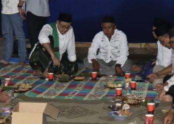 Tondi Ketua DPRD Kota Metro Melaksanakan Safari Ramadhan Di Masjid Khairul Amal