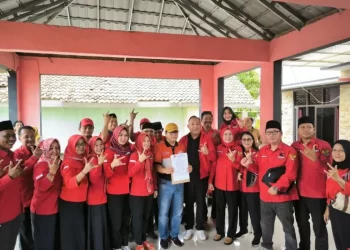PDI-P mengusung Wahdi Siradjuddin maju sebagai Balon Walikota Metro