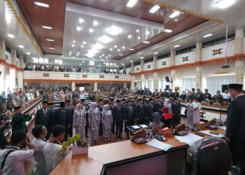 Sebanyak 25 Anggota Dewan Perwakilan Rakyat Daerah (DPRD) Kota Metro periode 2024-2029 resmi dilantik.