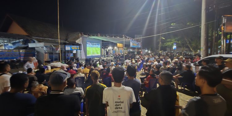 Dukung Timnas, Ratusan Warga Metro Nonton Bareng Mubaraq