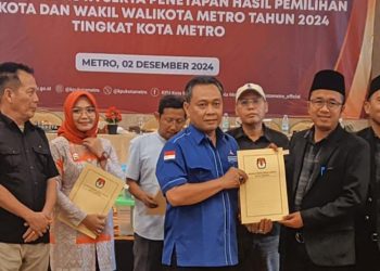 KPU Kota Metro Tetapkan Hasil Rekapitulasi, Pasangan Mubaraq di Puncak Kemenangan