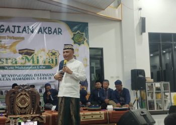 Ratusan Warga Padati Peringatan Isra Mi’raj Bersama Haji Bambang