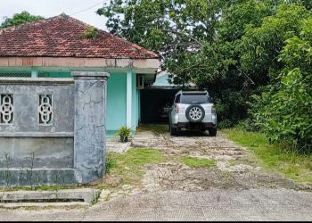 Aksi Pencurian Disiang Bolong Satroni Rumah Warga di Metro Pusat