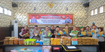 POLRES LAMPUNG SELATAN UNGKAP 23 KASUS NARKOBA DAN MUSNAHKAN BARANG BUKTI SENILAI Rp54,8 MILIAR