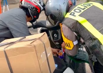 Polres Lampung Tengah Hadirkan BBM Keliling, Kapolres : Inovasi Bantu Pemudik di Jalinsum