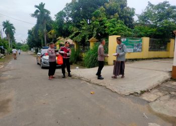 Makan Gratis Polsek Metro Selatan Disambut Antusias Jamaah Al Huda