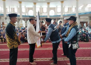 Penuh Haru, Wali Kota Metro H. Bambang Sambut Kepulangan Jemaah Haji Dari Tanah Suci