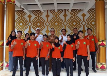 Targetkan Raih Tiga Emas, Tujuh Atlet Panahan Asal Metro Dilepas Walikota