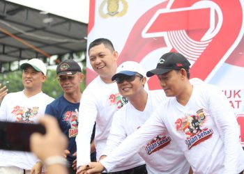 Semarak Hari Bhayangkara ke-79, Ribuan Masyarakat Antusias Ikuti Jalan Sehat dan Senam Bersama di Lampung Tengah