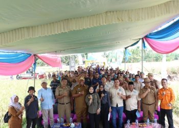 Wakil Bupati Lampung Tengah, I Komang Koheri SE : Panen Raya Padi Peningkatan Index Pertanaman Dan Produktivitas Padi Melalui Sumur Bor Swadaya Dan Gerakan Listrik Masuk Sawah Di Kampung Bangun Sari Bekri