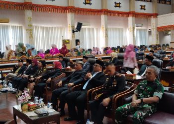 Walikota Hadiri Sidang Paripurna DPRD Dengarkan Sidang Tahunan MPR RI