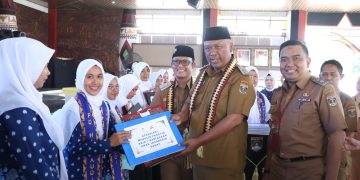 Bupati Lampung Tengah, Ardito Wijaya Resmi Membuka Seminar Nasional Dalam Rangka Memperingati HUT Himpaudi  ke-20