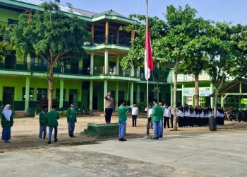 Police Goes to School, Polsek Seputih Banyak Hadir Wujudkan Sekolah Aman dan Siswa Berkarakter