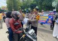 Polres Metro Gelar Operasi Zebra Krakatau 2025 di TL Masjid Taqwa, Bagikan Sembako hingga Helm Keselamatan