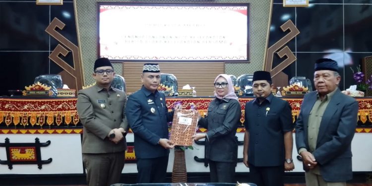 DPRD Kota Metro Gelar Rapat Paripurna Tentang Penandatangan Nota Kesepakatan KUA Dan PPAS