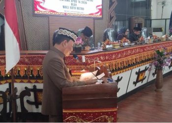 Paripurna Dewan Perwakilan Rakyat Daerah Kota Metro Penyampaian Raperda Tentang APBD Tahun 2026