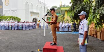 Walikota Metro H Bambang Jadi Pembina Upacara Di SMKN 3 Metro