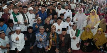 Ribuan Warga hadiri Safari Dakwah di Masjid Taqwa, Wali Kota Metro Sambut Baik Kedatangan Ustadz Abdul Somad