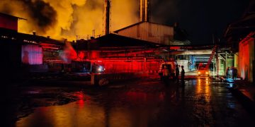 Kebakaran Hebat Hanguskan Pabrik PT SPM II di Lampung Tengah, Kerugian Capai Puluhan Miliar