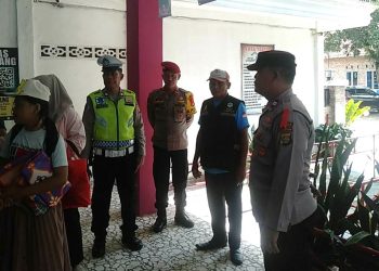 Patroli Wisata Lebaran, Pospam Simpang Randu Polres Lampung Tengah Pastikan Keamanan Pengunjung