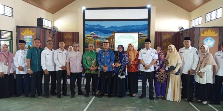 Halal Bihalal, Wali Kota Metro Pertegas Peran 2.519 Tenaga Pendidik dalam Masa Depan Metro