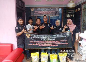 Gelar Aksi Jumat Berkah, NGO KMPL Kota Metro Salurkan Bantuan bagi Warga dan Anak Yatim