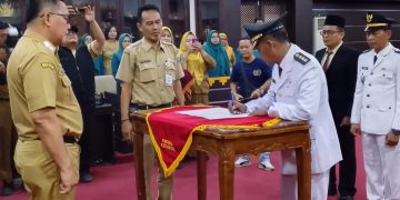 Serah Terima Jabatan, Suparyono Resmi Jadi Camat Metro Barat